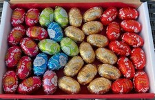 Lindt Lindor Milk Chocolate Easter Eggs Truffles Personalised Gift Box Hamper