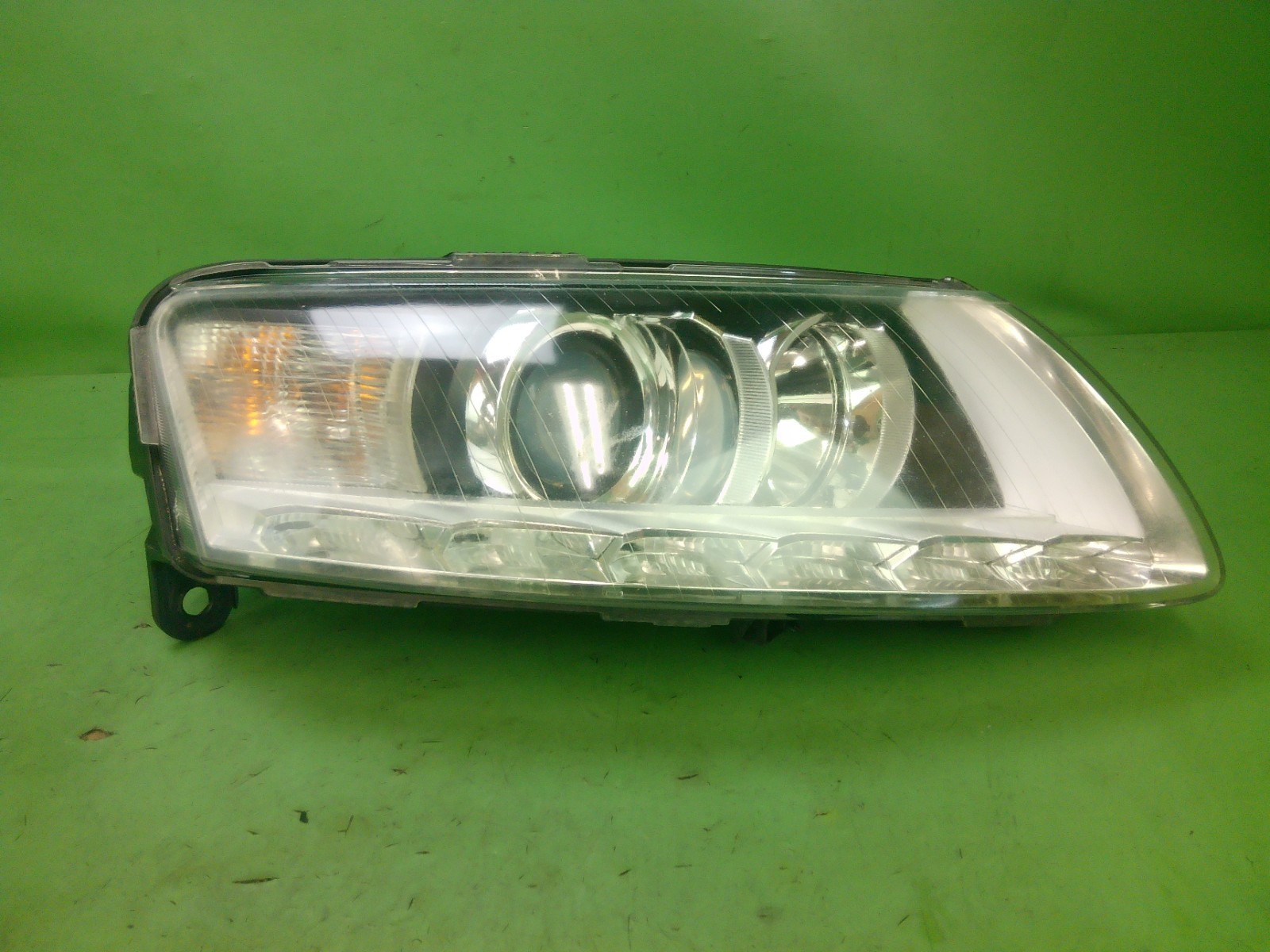 09-11 AUDI A6 HID XENON HEAD LIGHT HEADLIGHT PASSENGER RIGHT GENUINE OEM