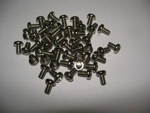 50 Stück M3 x 5mm  PC Schrauben Feingewinde für Mainboard SSD DVD