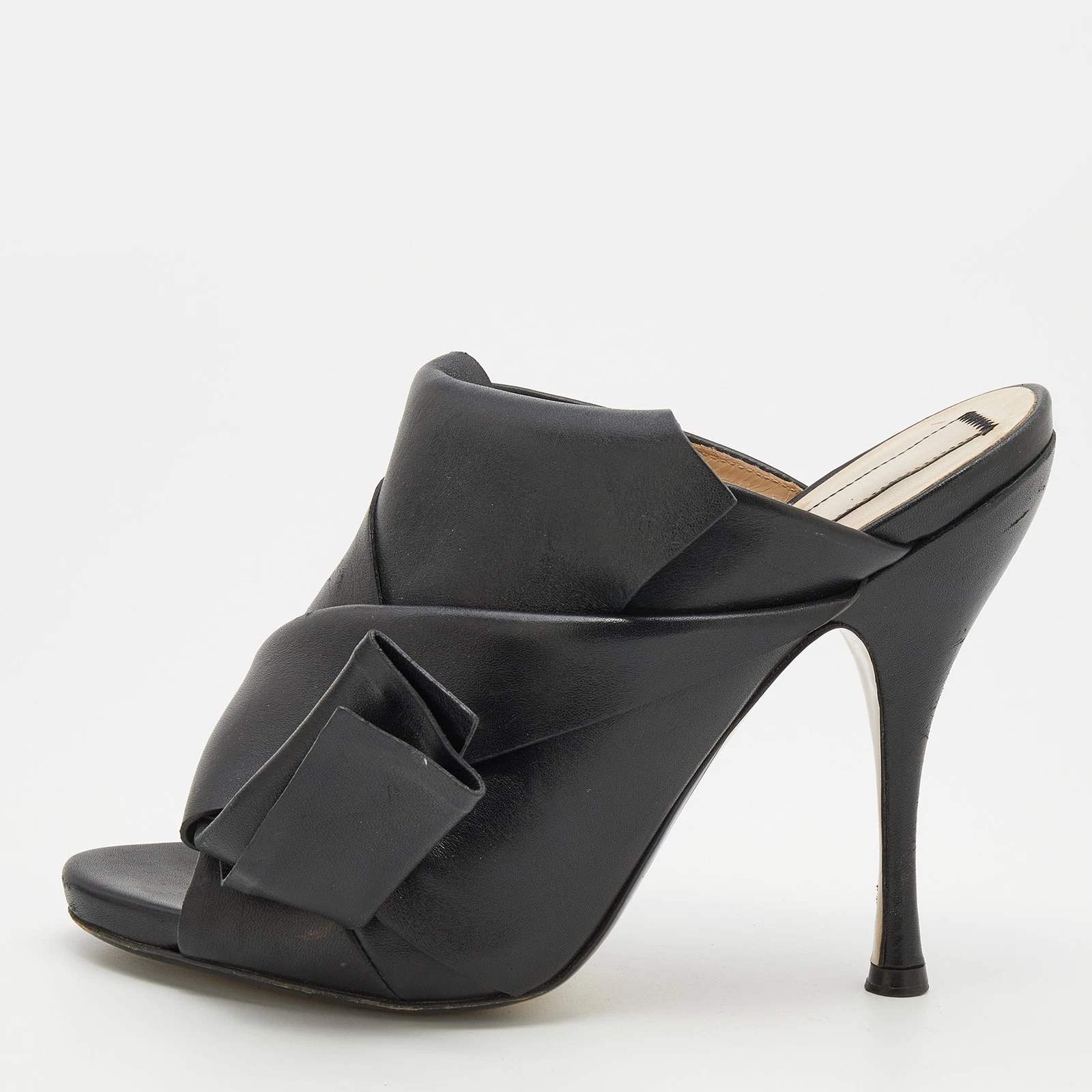 NIKE N°21 muli punta aperta a pieghe in pelle nera Ronny taglia 39