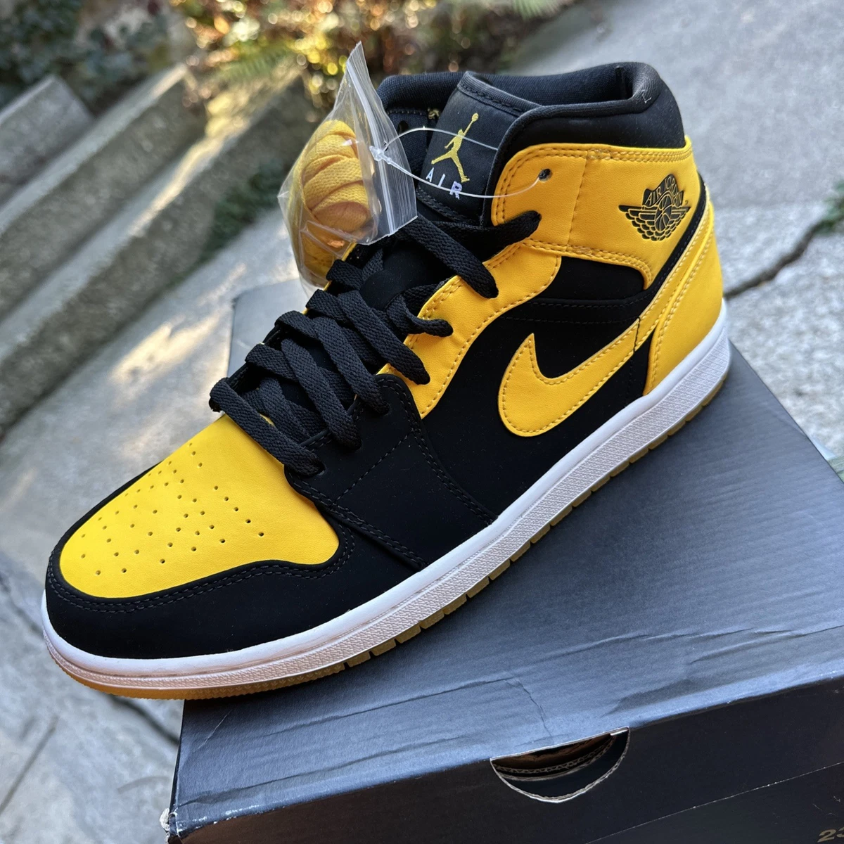 25+ Jordan 1 New Love Varsity Maze 2017 for sale | Updated Oct 2026