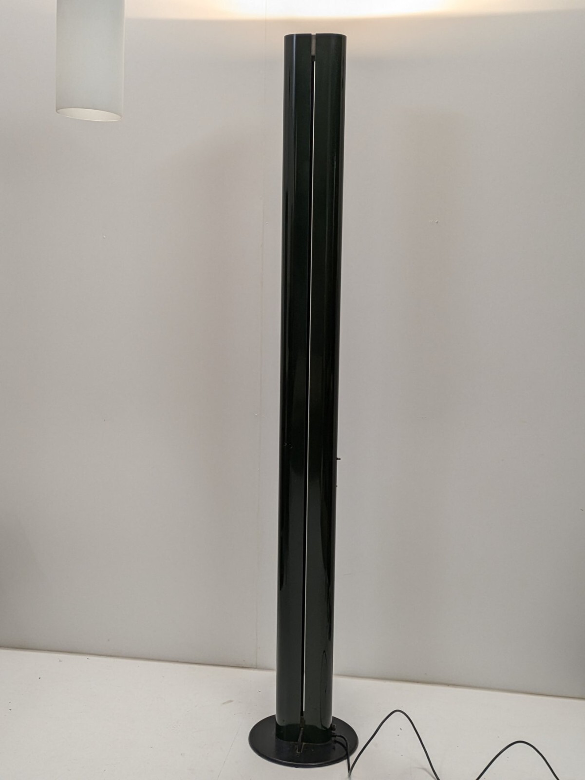 Lampada Artemide mod. Megaron – Design Gianfranco Frattini, vintage italiano foto 3