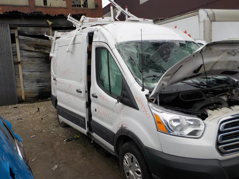 Volante usado se adapta a: Ford Transit 350 2017 grado A Foto 4 de 4