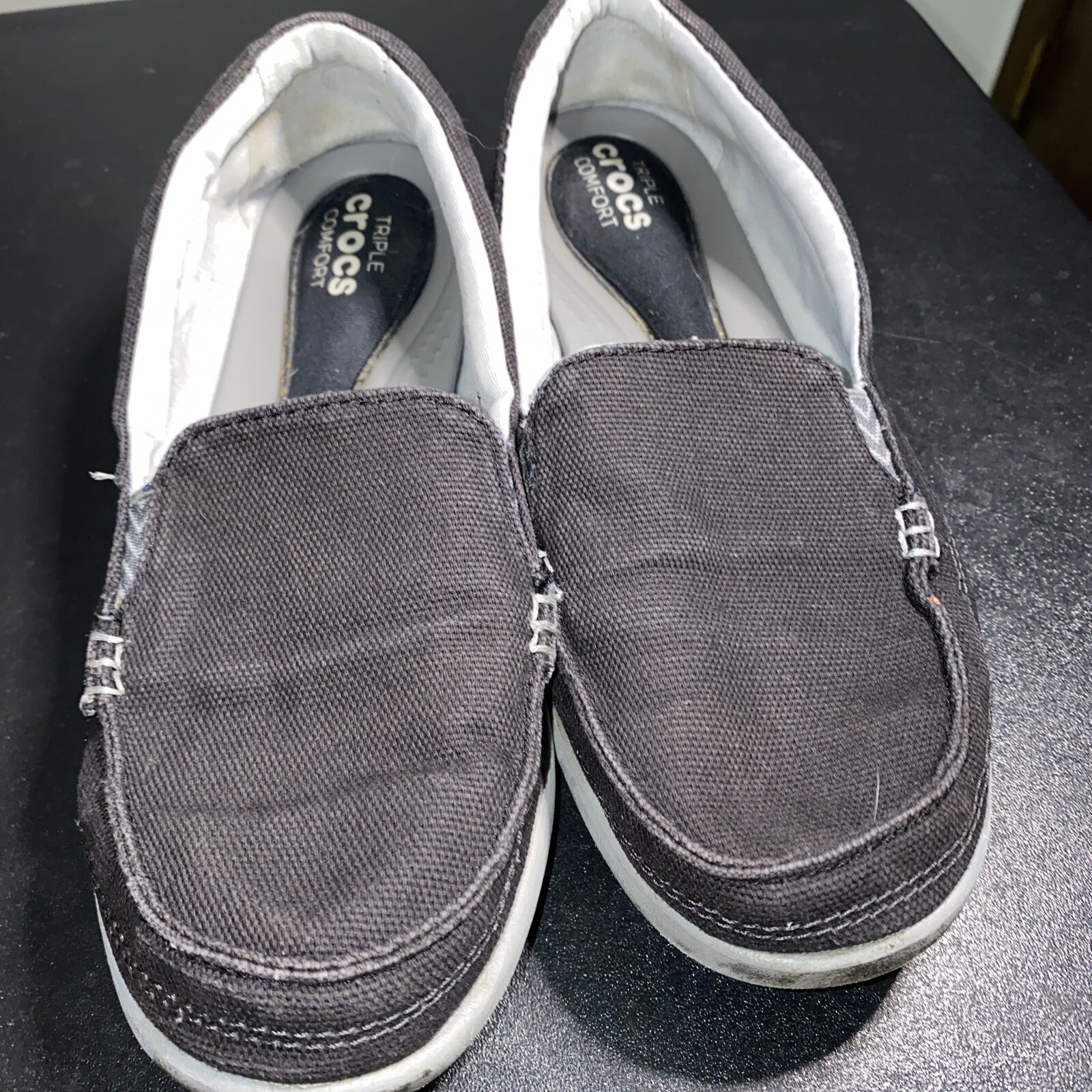 CROCS Women's Triple Comfort Slip on Shoes Canvas Loafer Black Khaki/ Sz 7