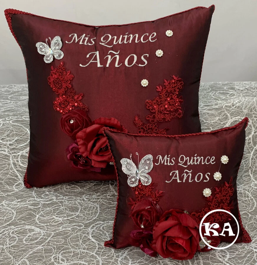 ¡NUEVO! Juego Almohada Arrodillada Quinceañera Azul Real con Oro - Conjunto de Quinceañera Foto 3 de 4