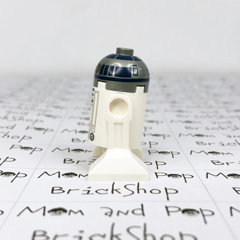 LEGO Star Wars R2-D2 Astromech Droid from 75301 Luke Skywalker's X-wing Fighter - Image 4 of 4