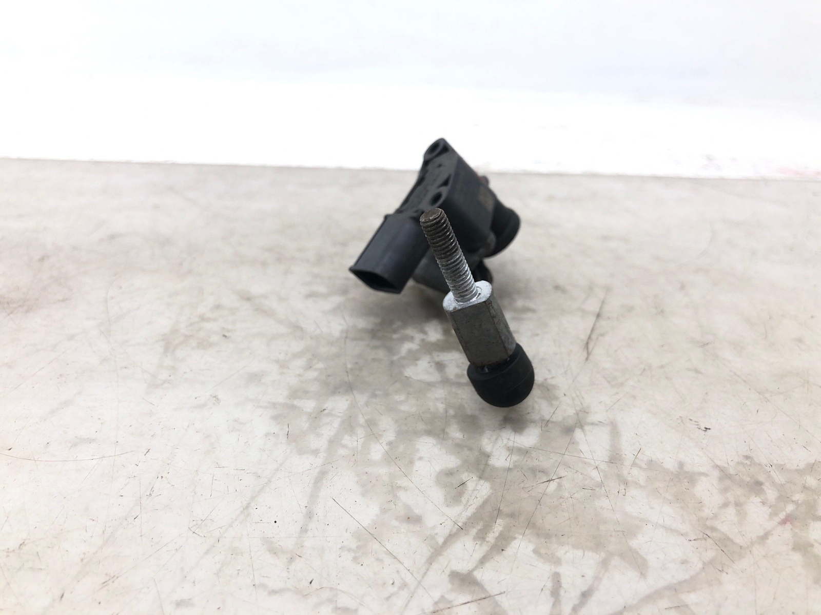 2016-2020 BENTLEY BENTAYGA RIGHT REAR SUSPENSION HEADLIGHT RIDE LEVEL SENSOR