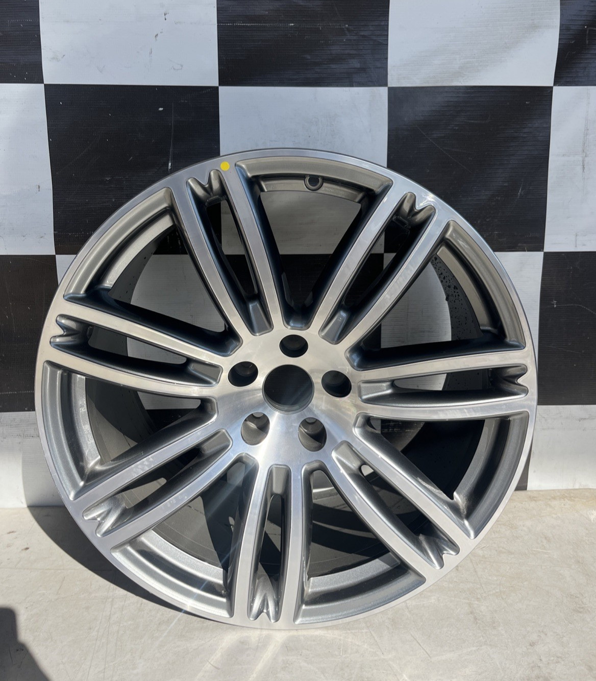 2016 2017 2018 Maserati Ghilbi Wheel Rim 20x10.5 Used Oem