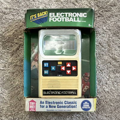 Basic Fun Electronic Football Handheld Game w/ Sound Effects 8+ 2016, working