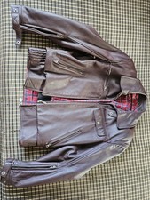 MOTORRAD LEDERKOMBI dunkelbraun ORIG. BMW- UNGETRAGEN NEUWERTIG mit PROTEKTOREN