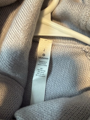 Lululemon Womens Soothe Away Knit Hooded Sweater Pullover Kangaroo Purple Sz 2 - Picture 7 of 7