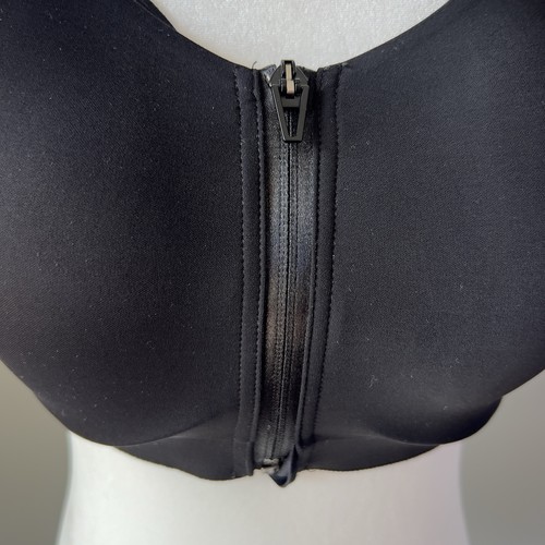 Victoria's Secret Sports Bra Sz. 34DDD Knockout Front Close Underwire Black New - Picture 4 of 6