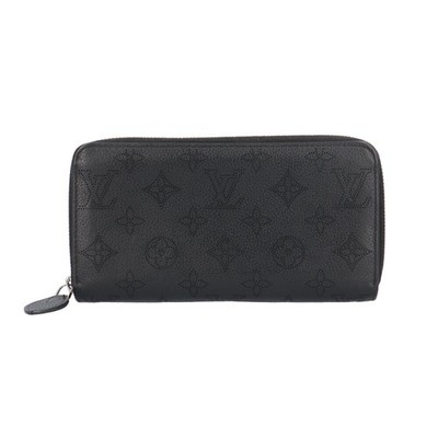LOUIS VUITTON purse M61867 Monogram Mahina Zippy wallet used