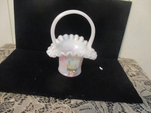 FENTON IRIDESCENT OPALESCENT S0FT PINK GLASS  BASKET W/3-D ROSE ACCENT SIGNED