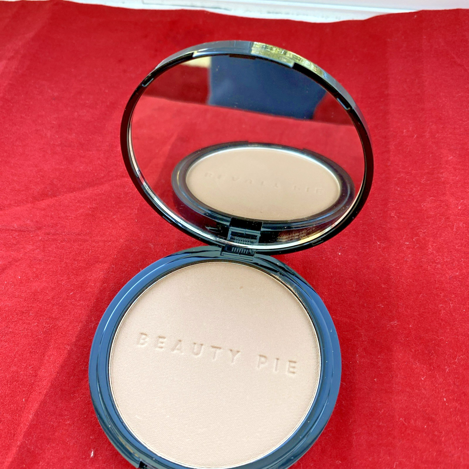 Beauty Pie Quantum Bronzer Bronzing Powder 8g Goldielux Brand New & Boxed