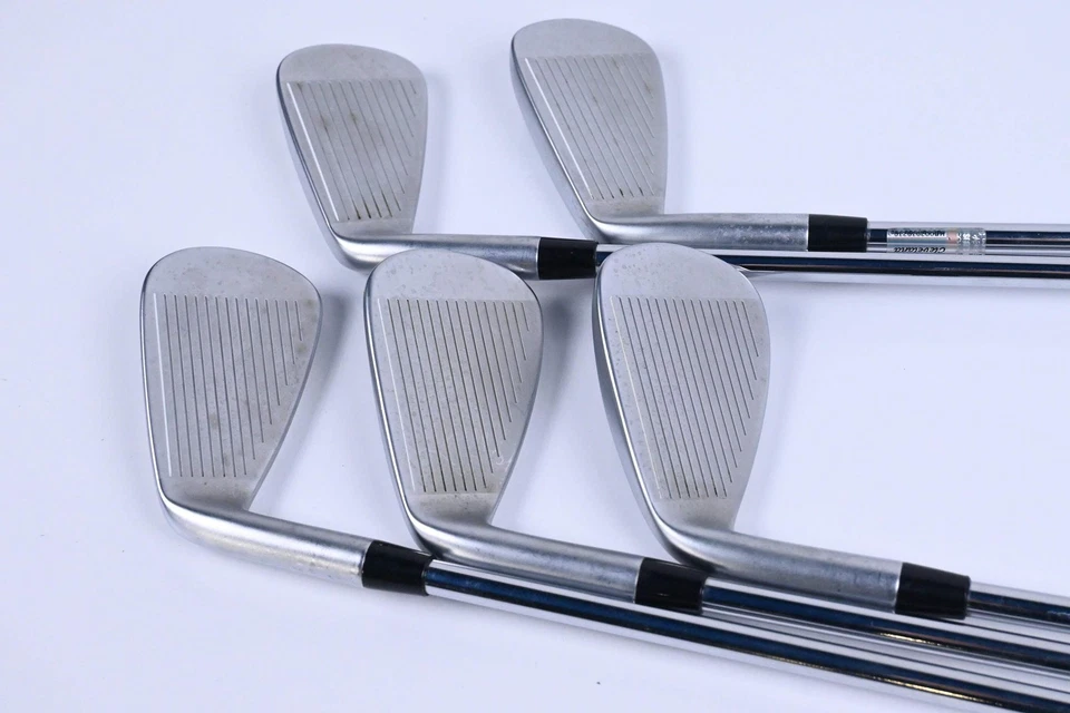 Lynx Black Cat 2019 Irons / 6-PW / Regular Flex Elevate MPH 95 Shafts - Image 3 of 4