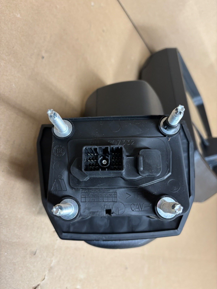 OEM GM CHEVY SILVERADO 2500/3500HD 20-23 RH POWER MIRROR CAMERA BS ...