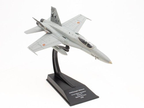 Hachette 1/100 EF-18M Hornet 50th Anniversary livery Spanish Air Force HADC56 - Picture 7 of 7