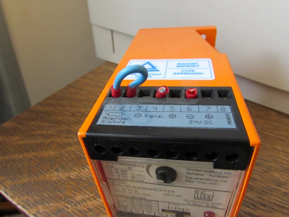 Efector IFM Underspeed Monitor A 300 Timer AZ 33-B DA 0001 Made in Germany - Image 2 of 4