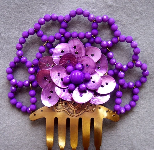 Vintage hair comb peineta Spanish mantilla style hair accessory (AAA)