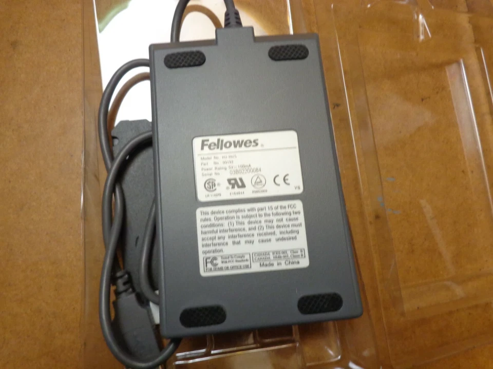 Fellowes 19-Key Notebook Computer Numeric Keypad Number Pad 99193 - Image 4 of 4