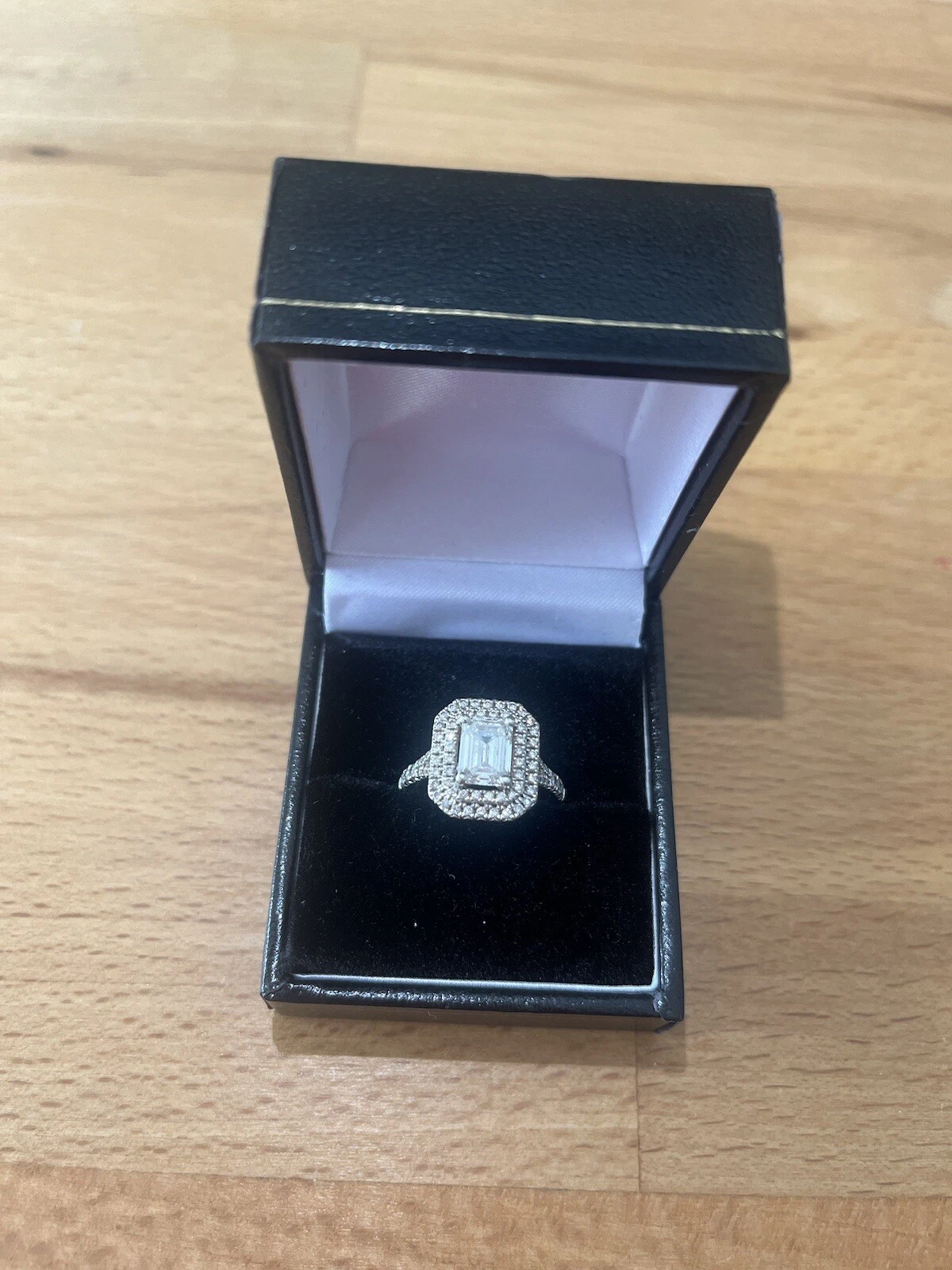 Picture 2 of 5