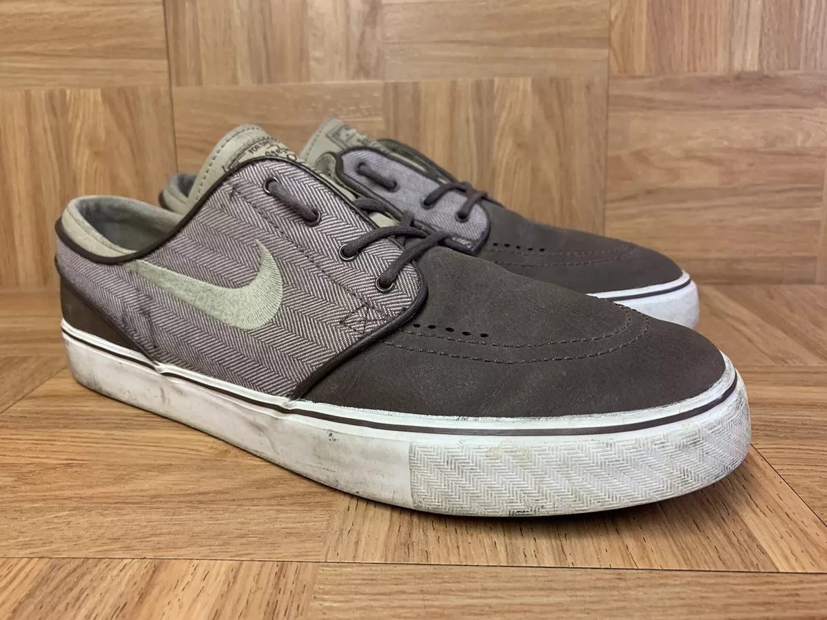 Nike sb hotsell zoom janoski leather