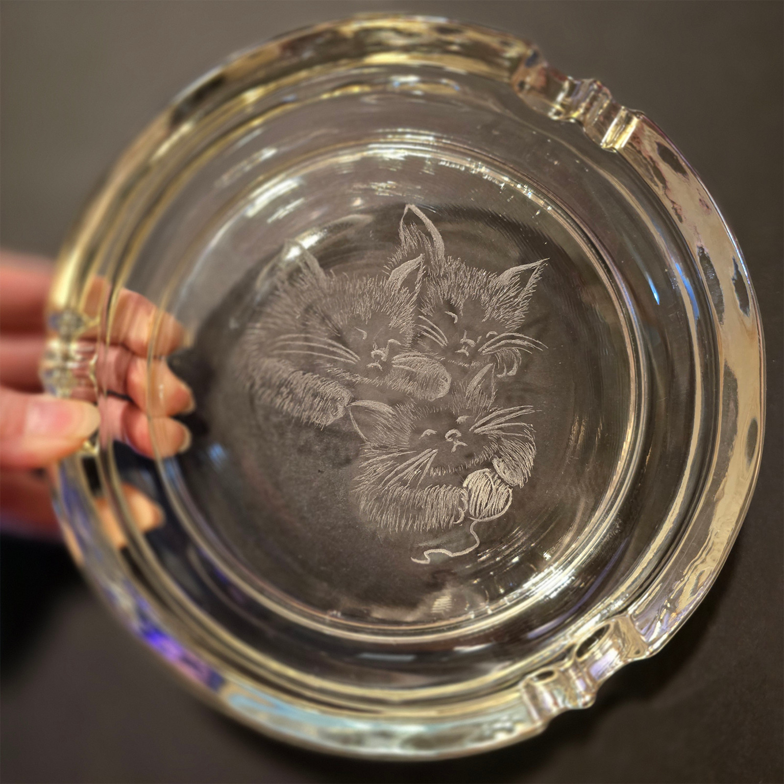 VTG 70s Large Thick 7.5" Round Glass Tabletop Ashtray Kitten Cat Etched BRAZIL