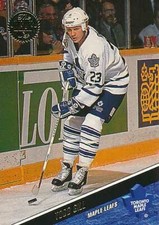 1993-94 Leaf #22 TODD GILL - Toronto Maple Le...