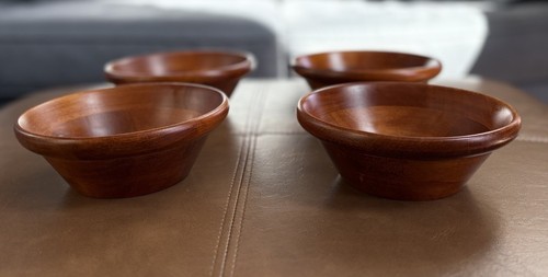 Lipper International Cherry Finished Round Rim Salad Bowls, Set of 4 - Picture 2 of 4