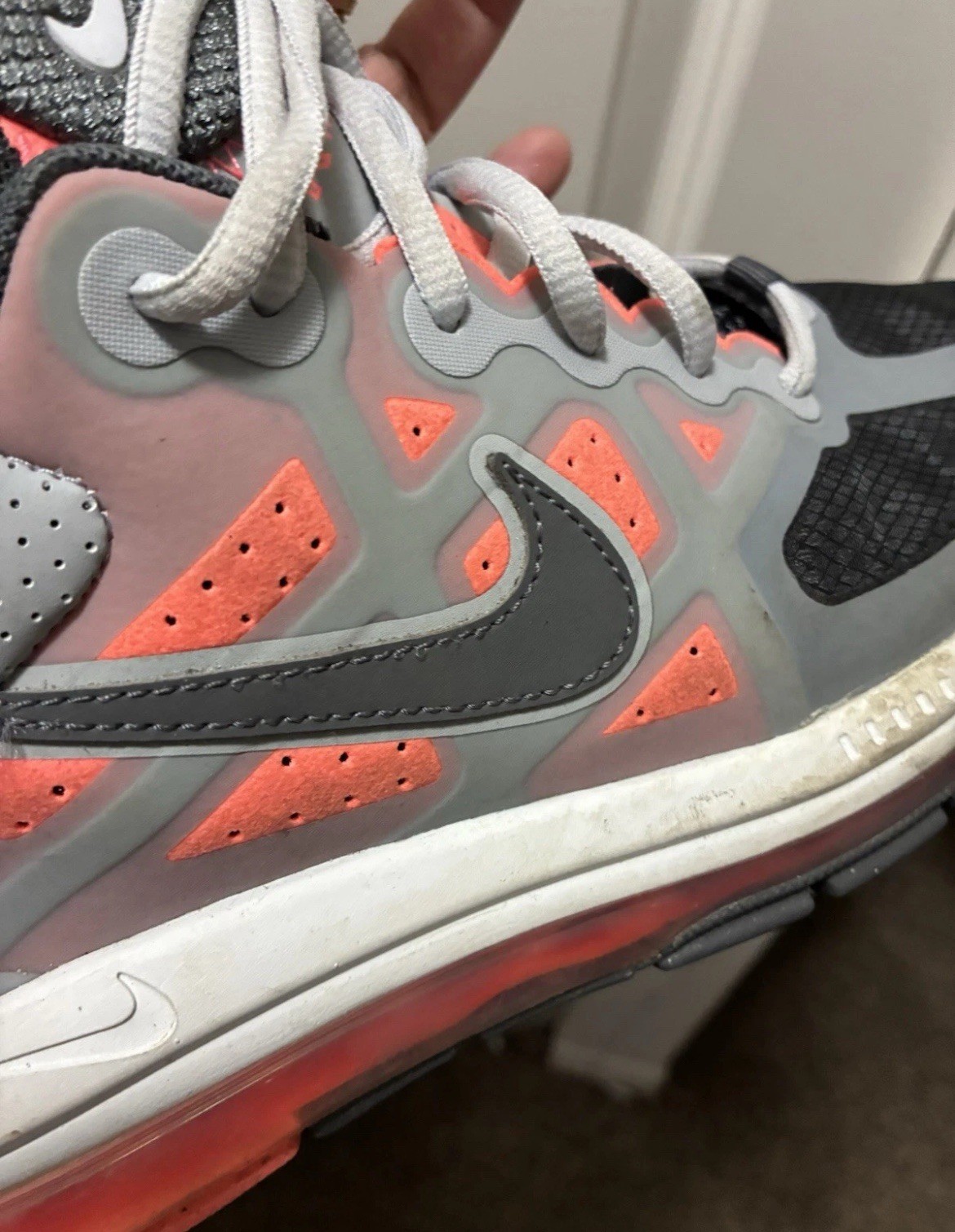 Nike Air Max Genome Sneakers Size 8.5”.  Used thumbnail 8