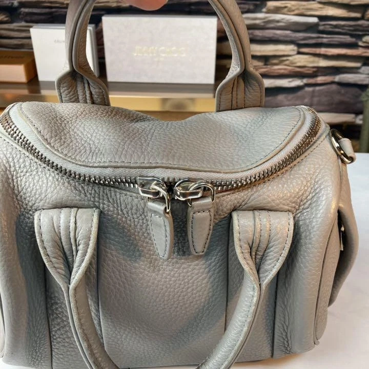 Alexander Wang Rocky Mini Bag in pelle grigia 24 x 19 x 18,5 cm borsa a mano ... - Immagine 4 di 4