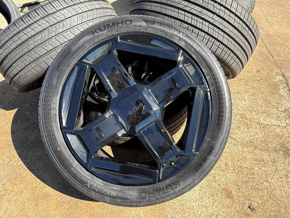 4x Set 2026 Kia Telluride Sportage X-Line Limited rims oem Kumho
