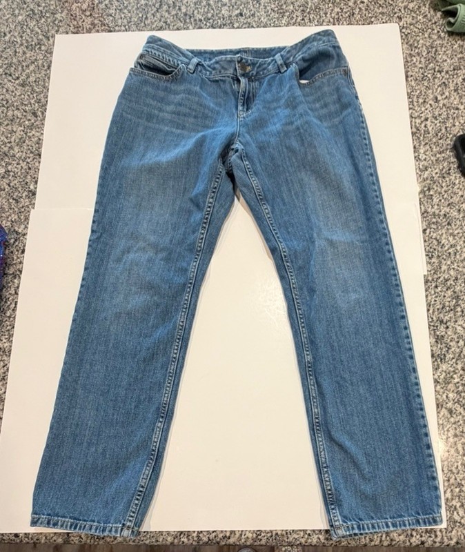 JJill size 8 petite , relaxed fit boyfriend jeans women’s medium wash 