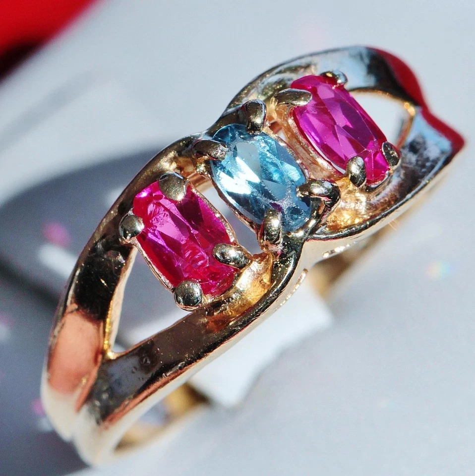 10k 黄金 尺寸 7.25 戒指 3 石 0.90 克拉 实验室创建红宝石和蓝色黄玉 3.3 克 — 第 3/4 张图片