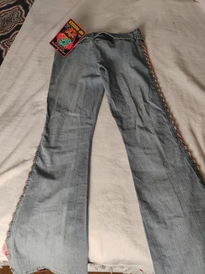 Mudd 女式喇叭牛仔裤低腰,Y2K 浅水洗带腰带 11 码全新带标签 — 第 4/4 张图片