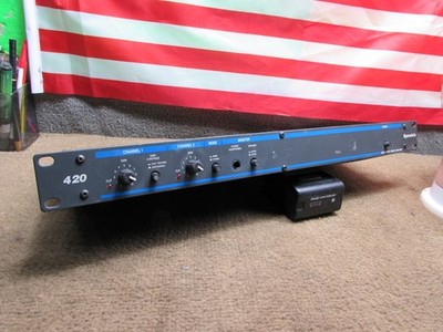 ESTATE* VINTAGE PRO SYMETRIX 420 STEREO POWER AMP RACK MOUNT ~SEE VIDEO