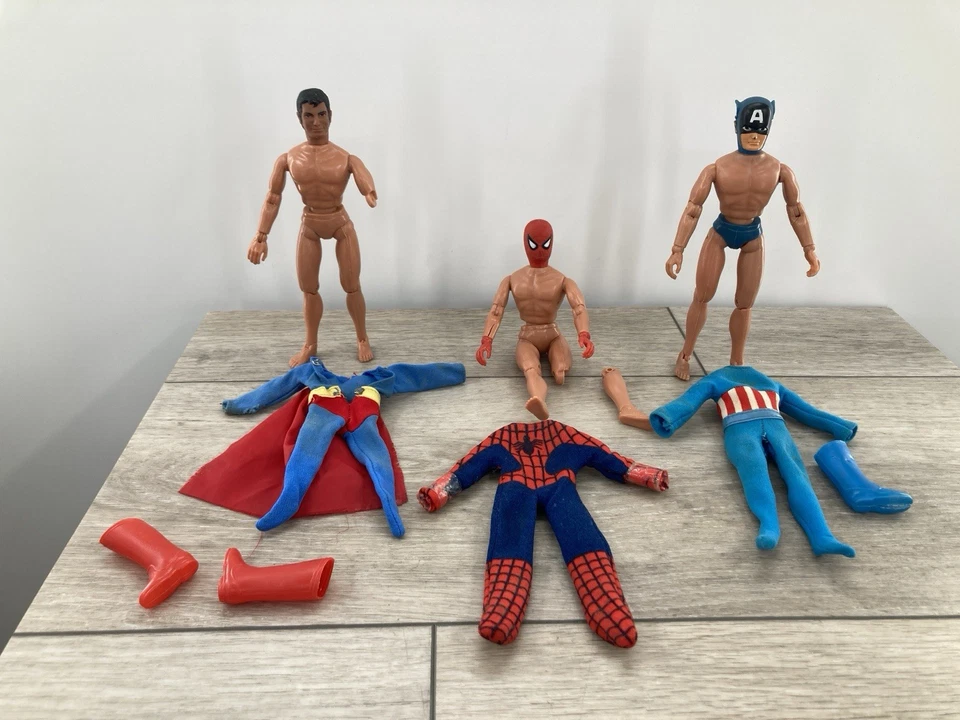 Cómic de superhéroes de colección Mego Corp Superman Spiderman Capitán América 8 pulgadas Foto 2 de 4