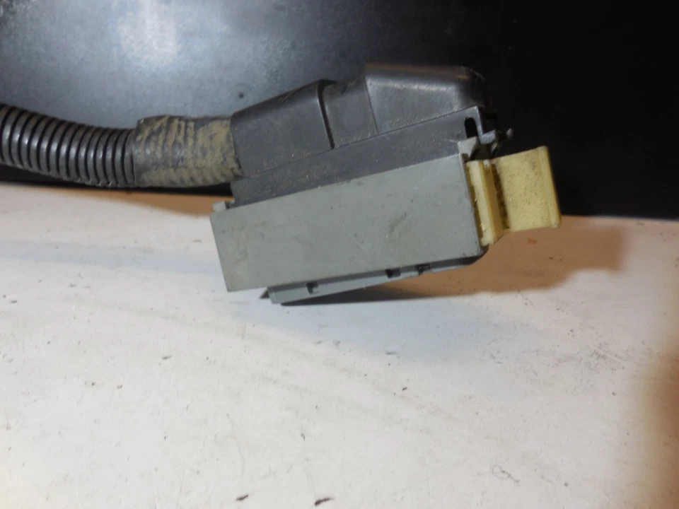 17 Wires ABS Pump Module Connector Harness Pigtail Plug for 00-02 Saturn SC2 SC1 - Image 2 of 4