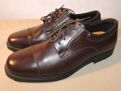 rockport men's essential details waterproof apron toe oxford