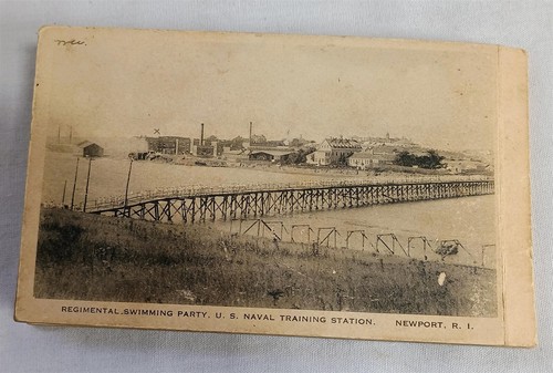 Cartolina d'epoca Stati Uniti Naval Training Station Newport RI libro USN - Foto 15 di 15