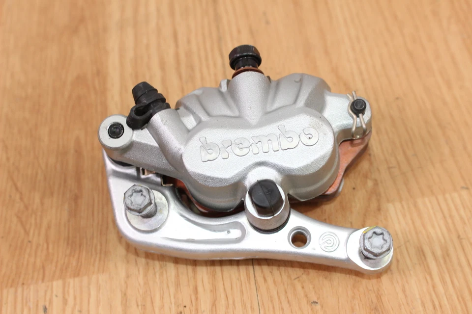 Суппорт переднего тормоза 2016 KTM 450 SXF Brembo - Изображение 3 из 4