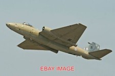 PHOTO  AEROPLANE EE CANBERRA PR9 'XH134' (G-OMHD) THIS WAS THE FIRST PUBLIC APPE