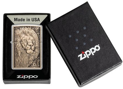 Zippo 47171, Noble Lion Design, Emblem, Street Chrome Finish