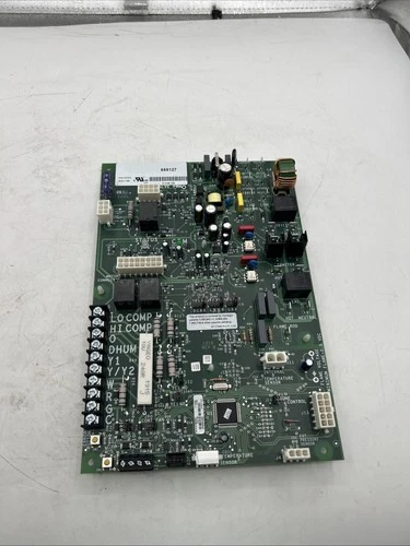 York Luxaire VARIDIGM 655127 Control Board VF4-1210-5 Used