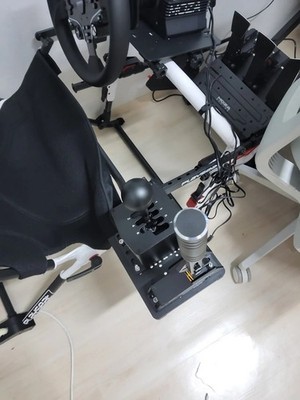 Playseat Challenge DD F1 Edition MOZA Schalthebel und Handbremse oder...