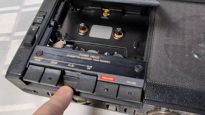 ポータブルプレーヤー SONY TCM-5000EV CASSETTE-CORDER Sony TCM-5000EV Cassette Recorder Portable Player Audio working | eBay