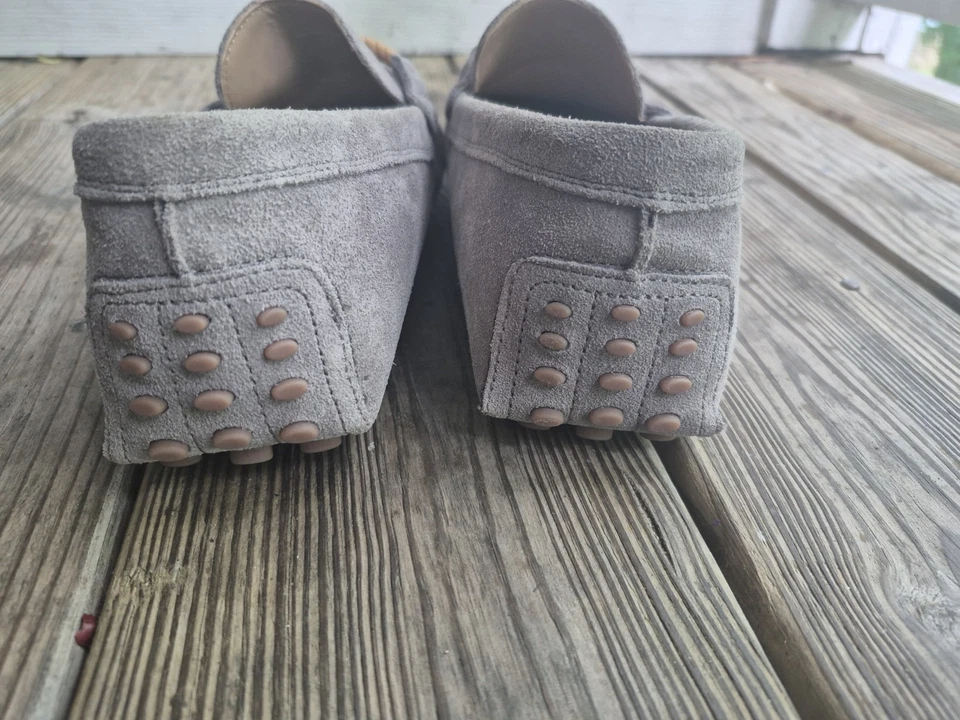 Mocasín inclinado de cuero gamuza gris Aldo  Foto 4 de 4