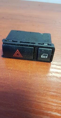 BMW WARNBLINKSCHALTER 8368920