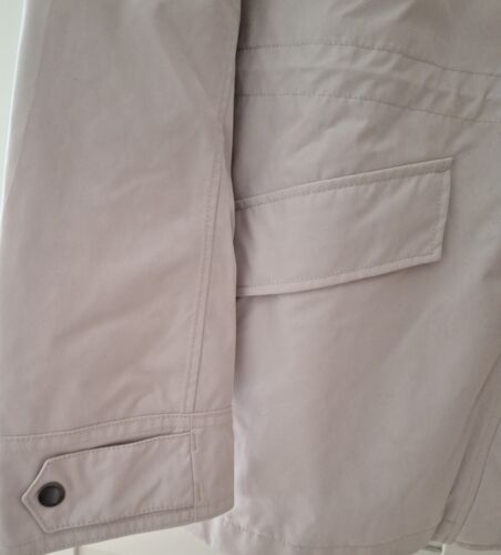 Chaqueta impermeable Jack Wolfskin gris polvoriento Lake Louise talla 20 nueva con etiquetas precio de venta sugerido por el fabricante 129 GBP - Imagen 3 de 11